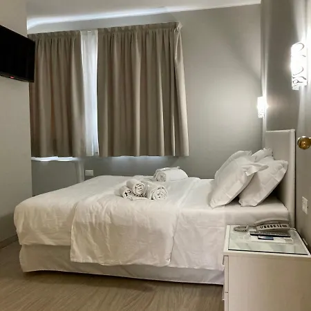 Primo Hotel