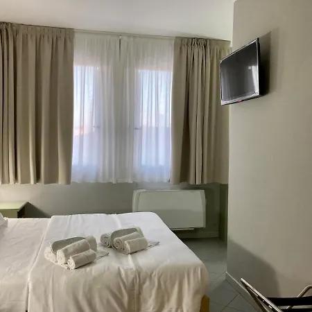 Primo Hotel